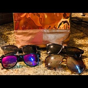 Set Of 4 Sunglasses W/Bag!